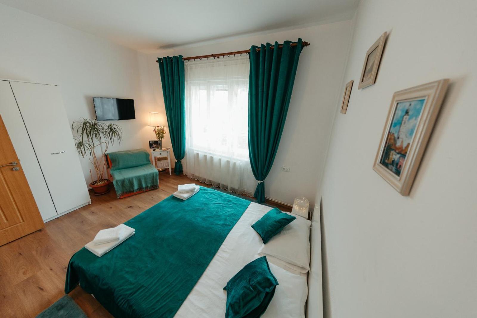 Flh - Apartament Mai Cu Aroma De Cafea Si Ceai Sibiu Exterior foto